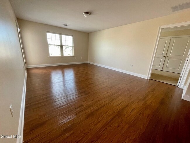 Building Photo - 60 Weibel Ave