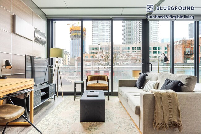 Foto del edificio - 303 Battery St