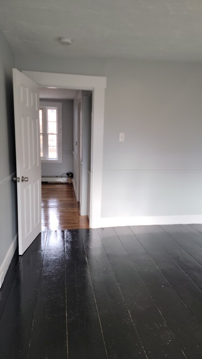 Bedroom - 150 Pleasant St