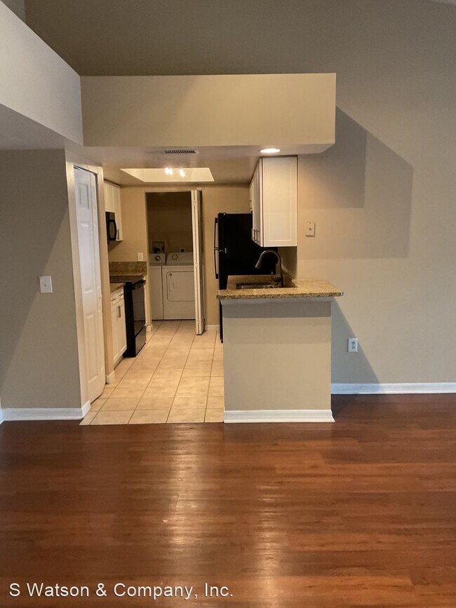 Building Photo - 3 br, 2 bath House - 4179 N Haverhill Rd #612