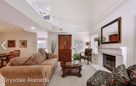Building Photo - 3 br, 2.5 bath House - 3551 Depassier Way