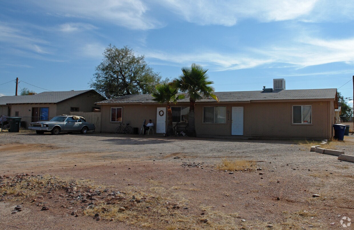 Foto del edificio - 2976 E 30th St