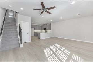 Building Photo - 8046 Scanlan Trce