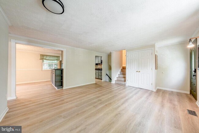 Foto del edificio - 9802 Brightlea Dr