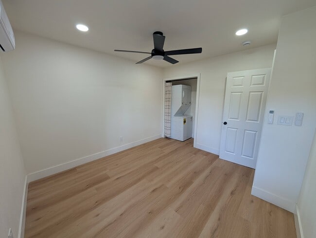 Room 1 - 1050 La Mirada St