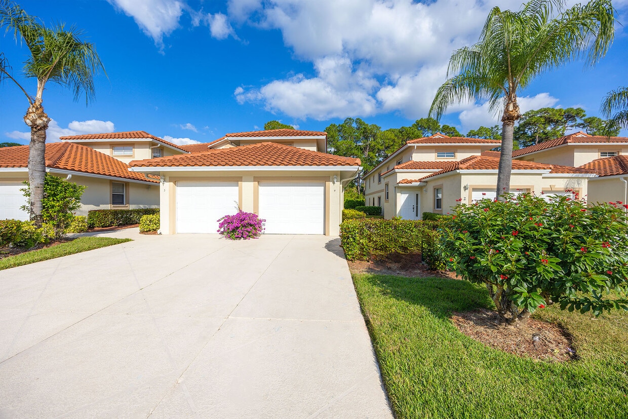 Primary Photo - 640 Luisa Ln