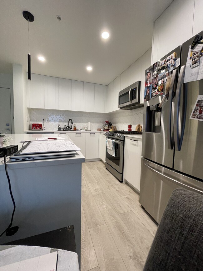 Building Photo - 20052-2083A 83A Ave