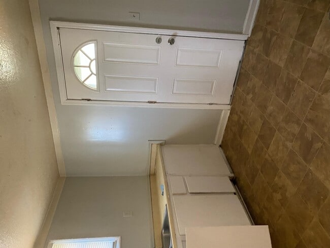 Foto del edificio - 1234 W 50th St