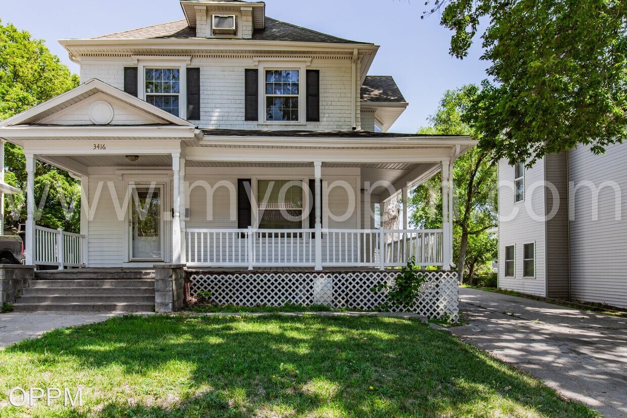 Foto principal - 4 br, 2 bath House - 3416 Burt St