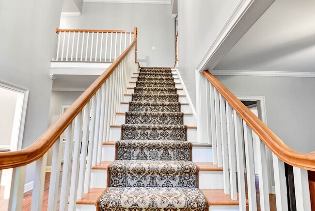Foto del edificio - Large, beautiful home in Oconee!
