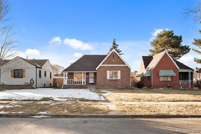 Building Photo - 3085 Clermont St