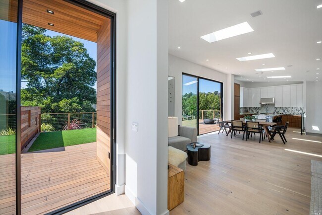 Foto del edificio - 404 Wellesley Ct