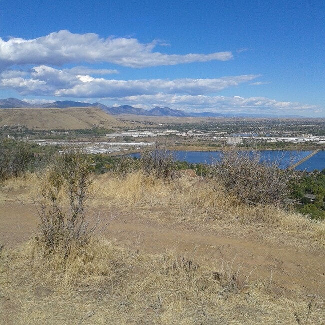 East side of S. Table Mesa - 1547 Secrest Ct