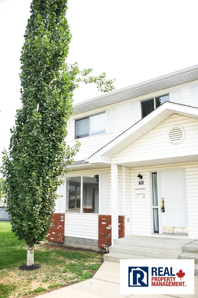 Building Photo - 9140-9101 101 Ave