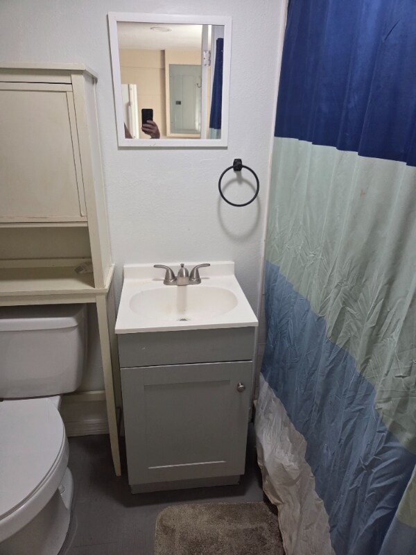 Foto del edificio - 1449 N Ronald Reagan Blvd