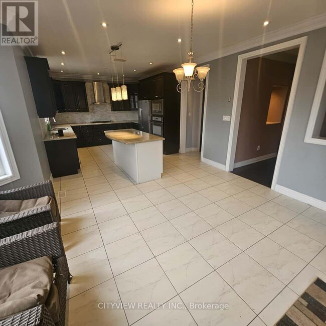 Photo du bâtiment - 12 Fort Williams Dr