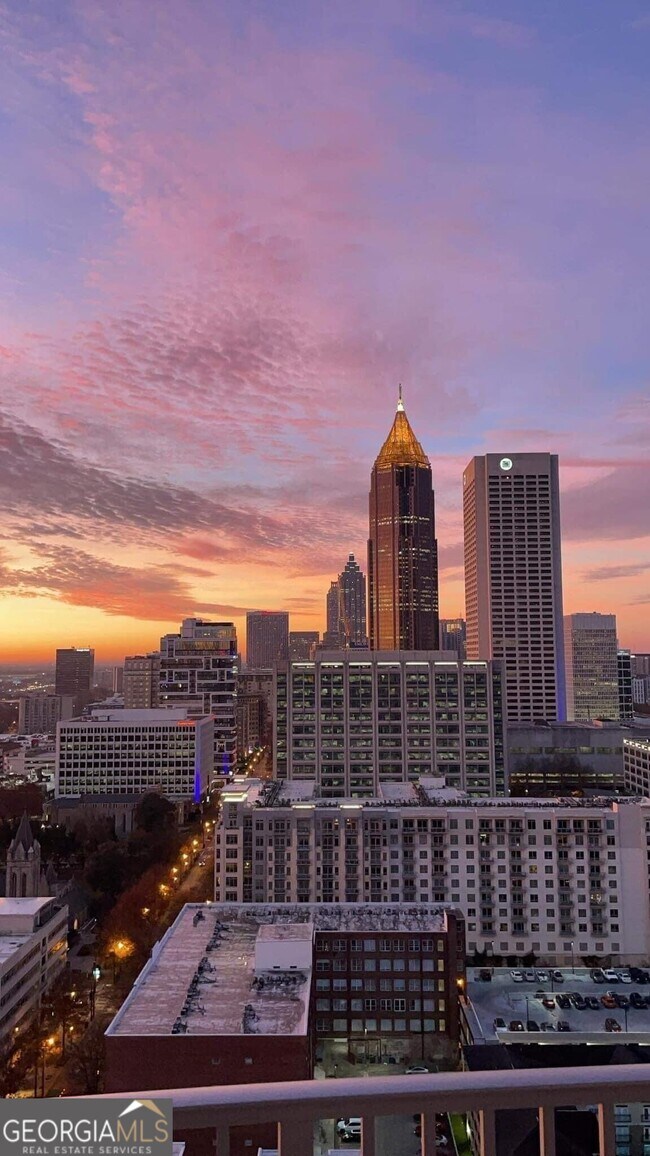 Foto del edificio - 860 Peachtree St NE