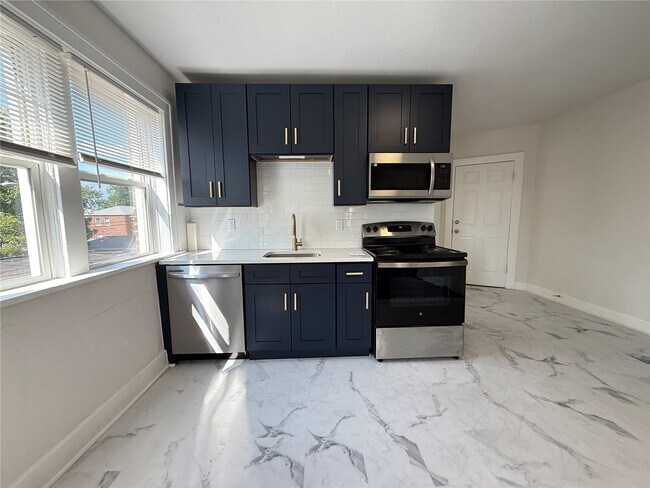 Foto del edificio - 5345 Quincy St