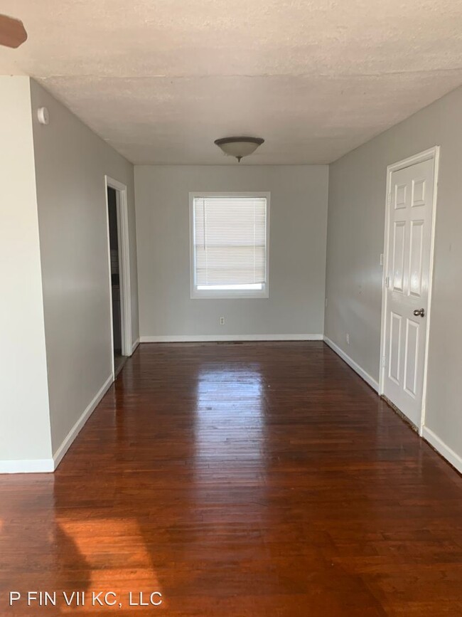 Building Photo - 3 br, 1 bath House - 9230 Huhn Boulevard
