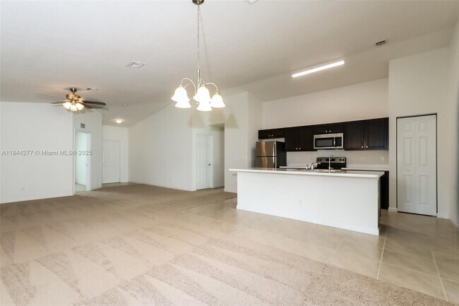 Foto del edificio - 2586 SW Dawn St