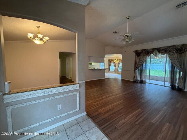 Foto del edificio - 8501 Boyce St