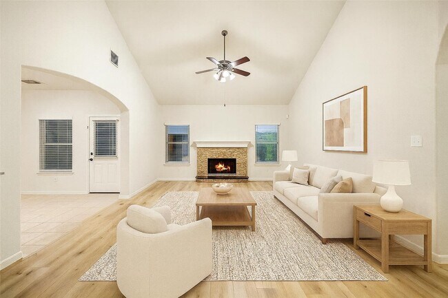 Building Photo - 21327 Colton Cove Dr