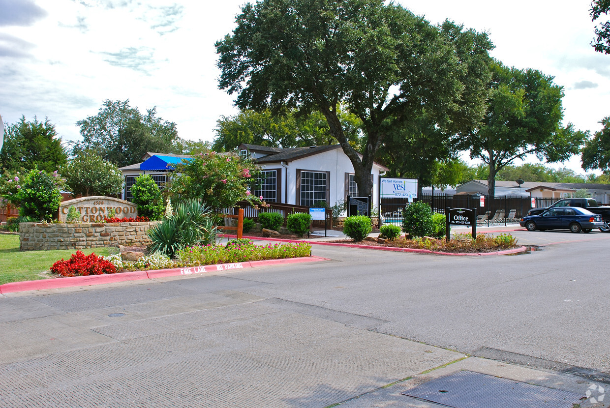 Foto principal - Cottonwood Grove