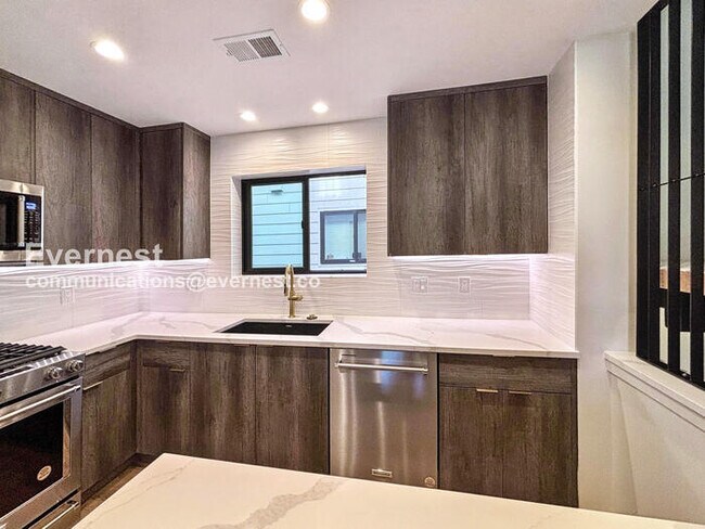 Foto del edificio - 2162 S Ash St