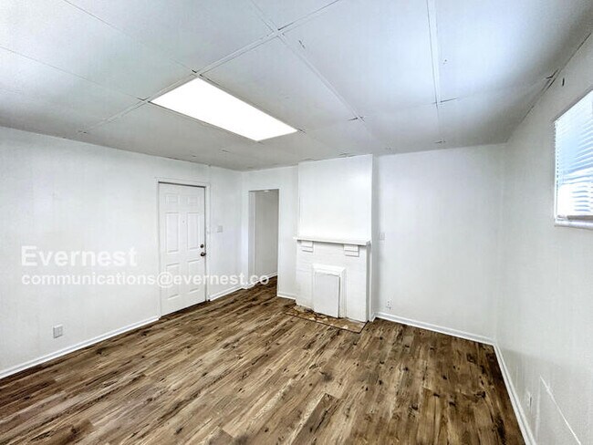 Building Photo - 4509 Highland Ave