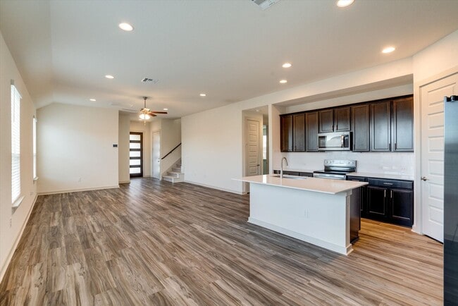 Building Photo - 644 Peace Pipe Way