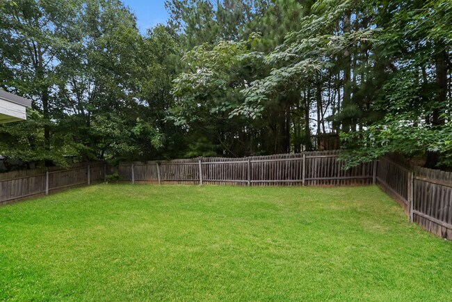 Foto del edificio - Fantastic 3bd/2ba home! Coming soon!
