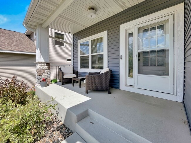 Foto del edificio - 9073 Degler Ln