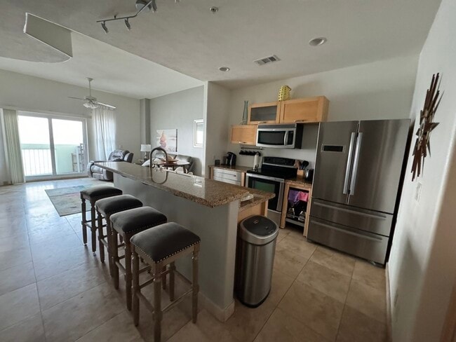 Foto del edificio - 9420 Seawall Blvd