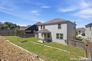 Foto del edificio - 21018 Chestnut Cv