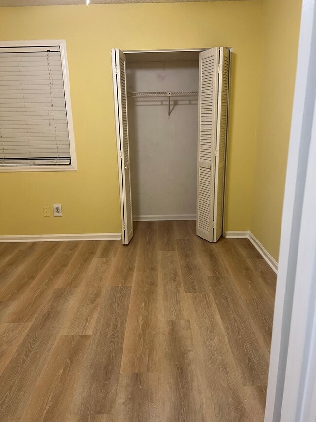 Foto del edificio - 8340 Westover Ct