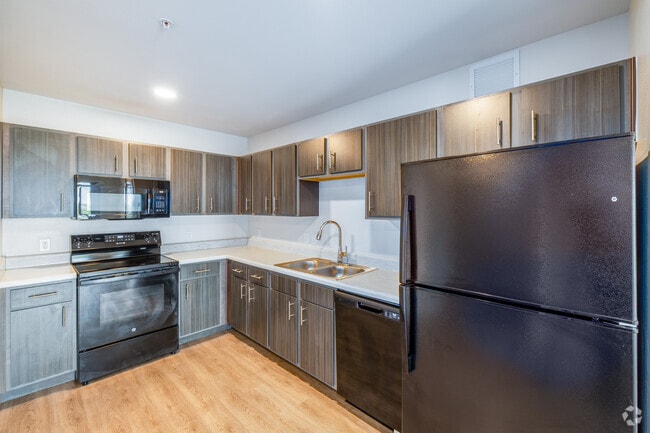 3BR, 2BA - 1,062SF - Kitchen - CoCo Vista
