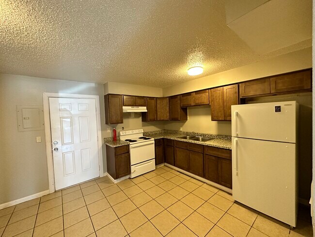 Foto del edificio - 46038 Rufus Bankston Rd