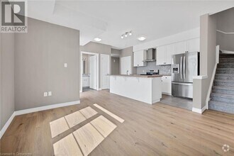 Building Photo - 50 Oat Ln