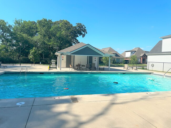 Pool - 3462 W Tuscan Rd