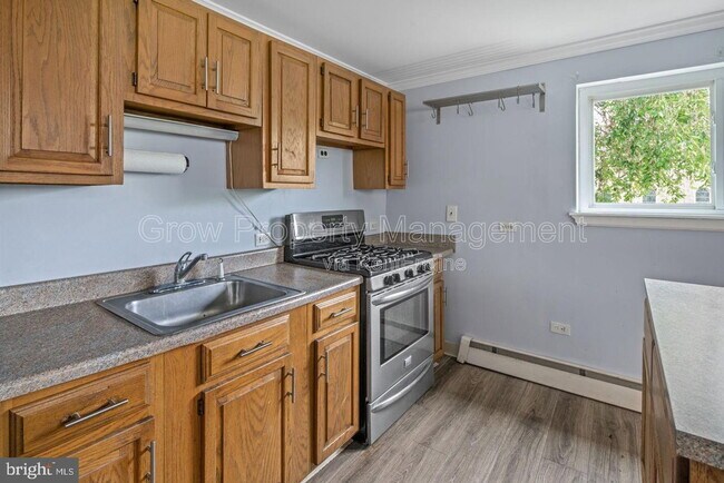 Foto del edificio - 4714 Fowler St