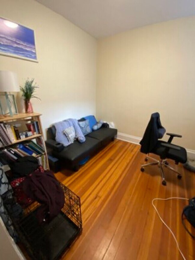 Building Photo - Nice, Spacious, Updated and Affordable Low...