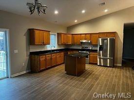 Building Photo - 16 Ugo Dr