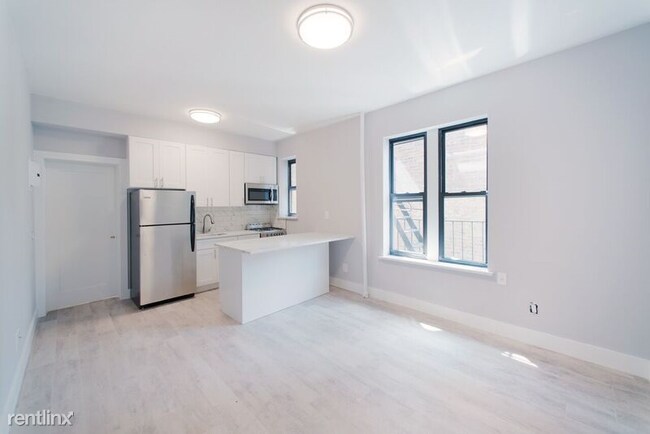 Foto del edificio - 3 br, 1.5 bath  - 534 W 152nd St