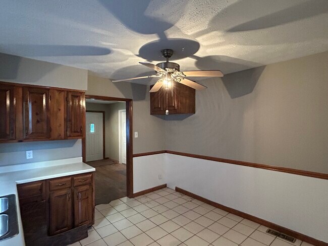 Foto del edificio - 338 Poplar St