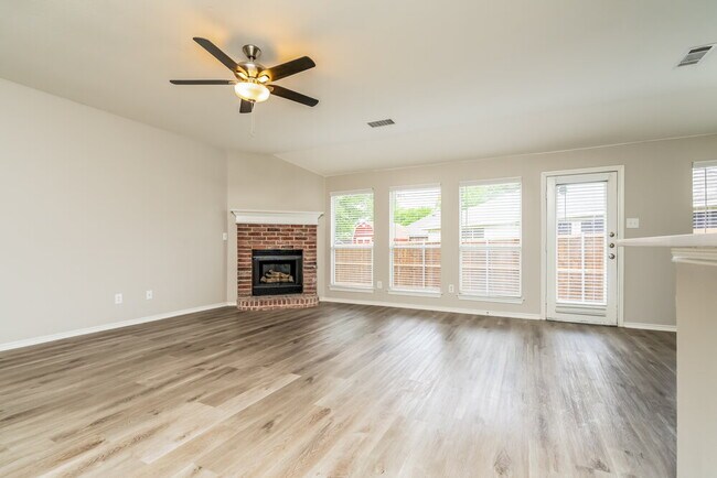 Foto del edificio - 1511 Pintail Ct