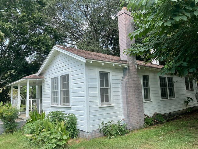 Side of the house - 226 Morrison St