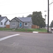 Building Photo - 1002-B100 Everett St