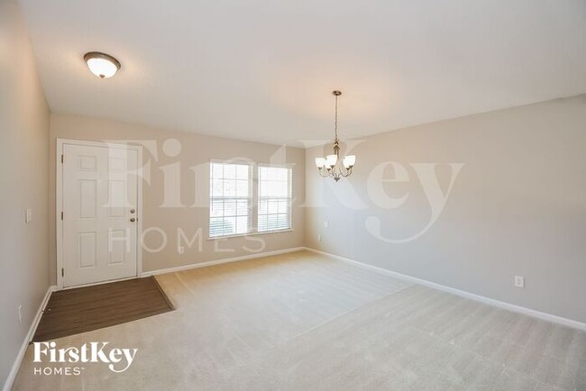 Building Photo - 1437 Heather Ct