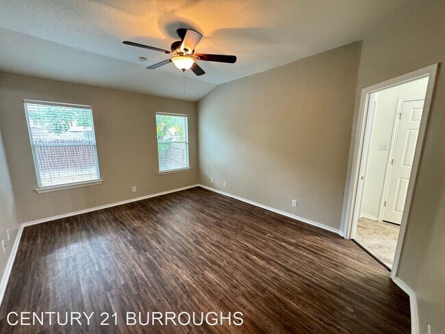 Building Photo - 3 br, 2 bath House - 5407 Tomas Circle