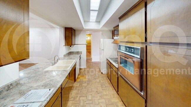 Foto del edificio - 1218 E Alameda Dr